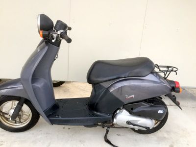 AF61型　TODAY ホンダ　シルバー