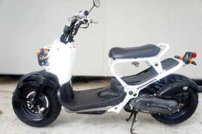 ホンダ　ズーマー　ホワイト　ＡＦ58型　中古原付