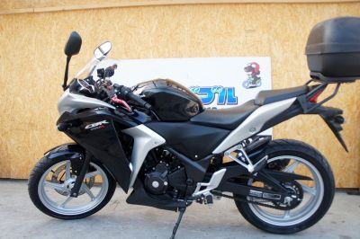 ヤマハ　ＭＣ41　ＣＢＲ250Ｒ　　インジェクション