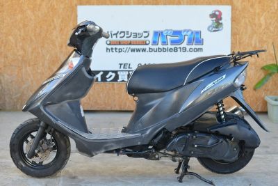 スズキ　アドレスＶ125　インジェクションタイプ　Ｆｉガンメタ社外マフラー　