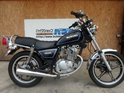 スズキ　ＧＮ１２５秦野市