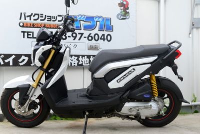 ズーマーX１１０ｃｃ　グリップヒーター　白