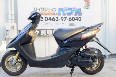 AF63　希少なFI車　ディオZ4黒