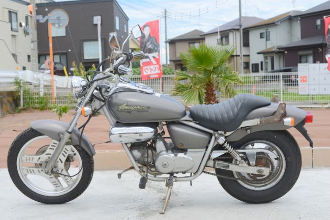 ホンダ	ＭＡＧＮＡ　ＦＩＦＴＹ	50cc	グレー　AC13