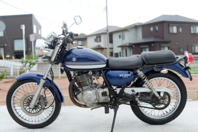 NJ4AA　ST250Eタイプ　