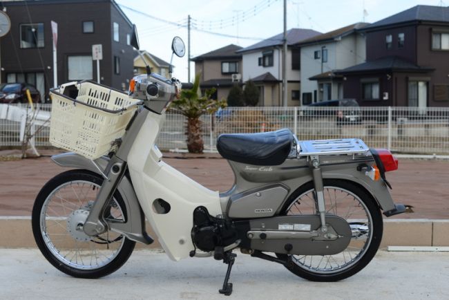 ホンダ　スーパーカブ　インジェクション車！