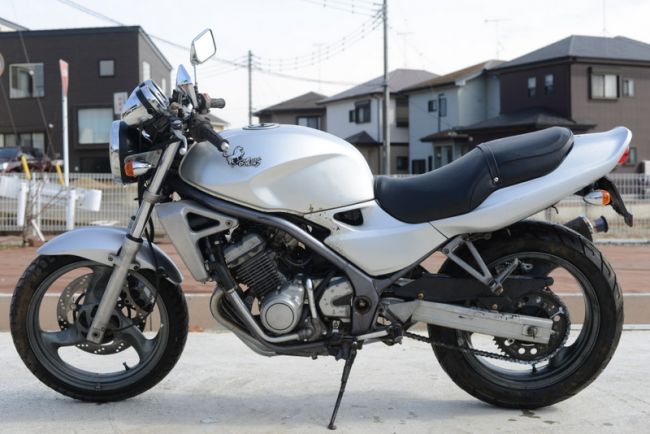 カワサキ　バリオス250　社外マフラー