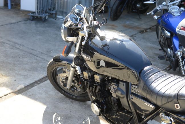 ヤマハ　XJR400小田原市より買い取り