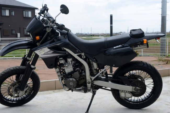 250SB　LX250L　スズキ　タイヤ前後新品