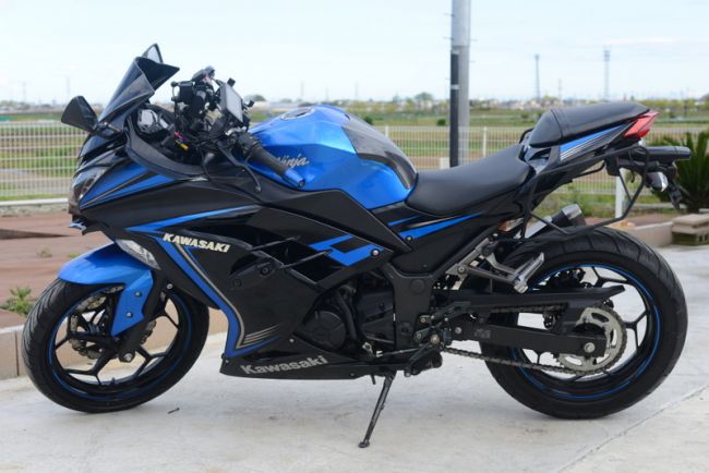 カワサキ　ニンジャ250　ドライブレコーダー