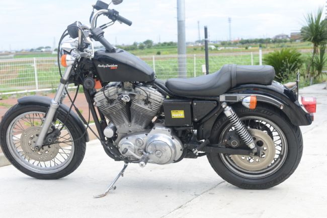 ハーレーダビッドソン　XLH883