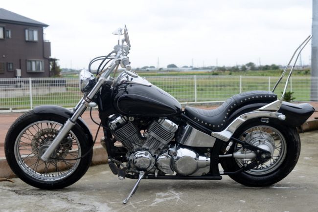 4TR　ヤマハ　ドラッグスター400　ブラック