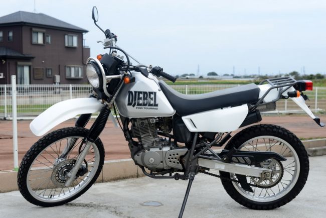 SH42A　スズキ　ジェルべ200　シルバー　スーパートラップ！