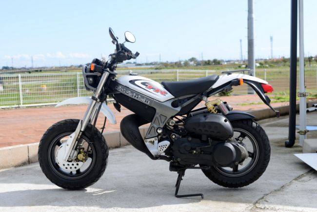 スズキ	ストリートマジック５０Ⅱ	前タイヤ新品渡し