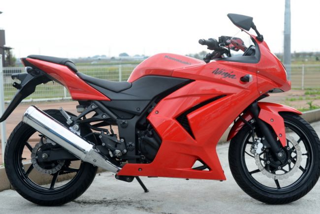 カワサキ　EX250K　ニンジャ250R　赤　低走行！