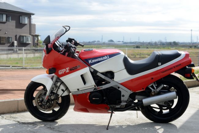カワサキ　GPZ400R　ニンジャ　レッド　ノーマル　格安！