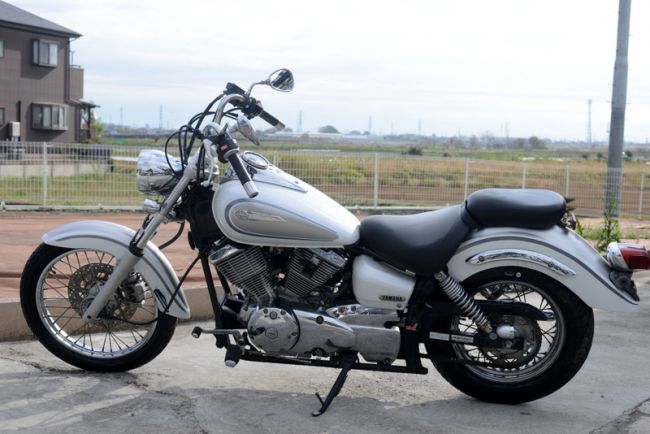 ヤマハ　ドラッグスター250　ホワイト　カスタム多数！