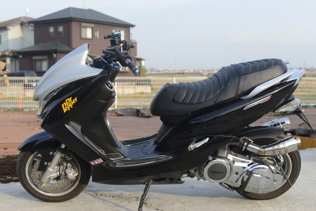 SG28J ヤマハマジェスティ150　カスタム　ブラック！
