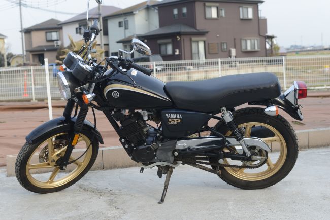 ヤマハ　YB125SP