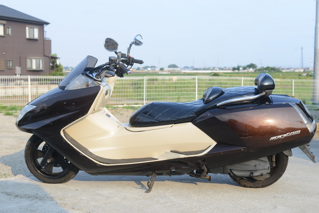 SG21J　ヤマハマグザム　ブラウン　社外マフラー！