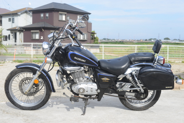 スズキ　GZ125HS　アメリカン