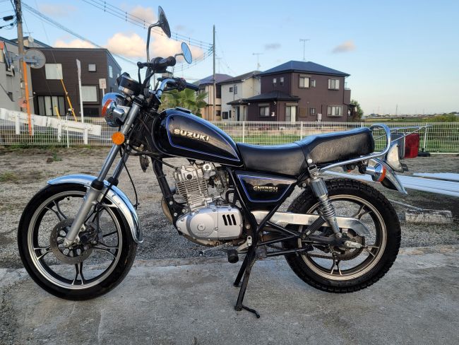 スズキ　GN125H