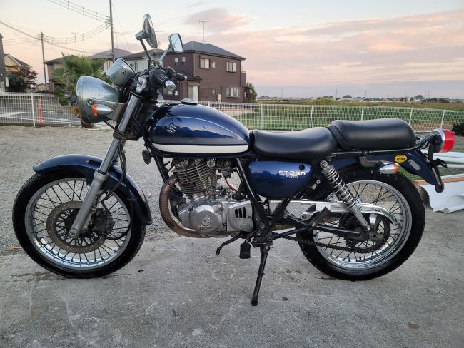 スズキ　ＳＴ２５０Ｅ　NJ4AA