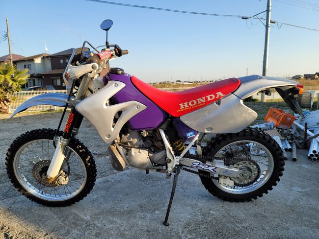 ホンダ　ＣＲＭ２５０Ｒ　MD24　シルバー