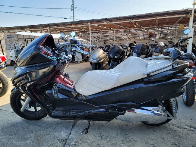 ホンダ　フォルツァZ　MF10　ブラック