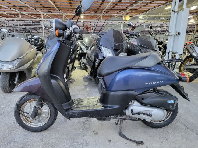 ホンダ　トゥディ　AF67　紺色
