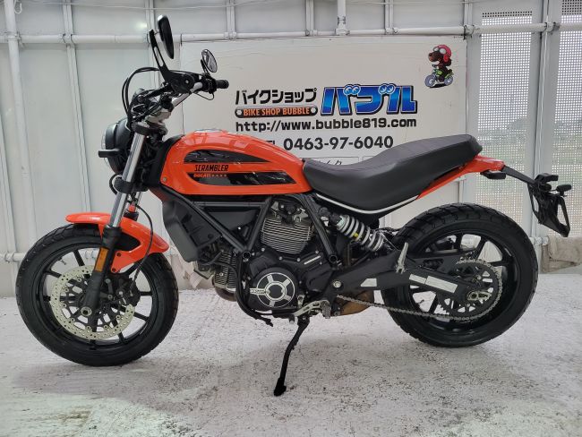 DUCATI　スクランブラーSIXTY2　オレンジ