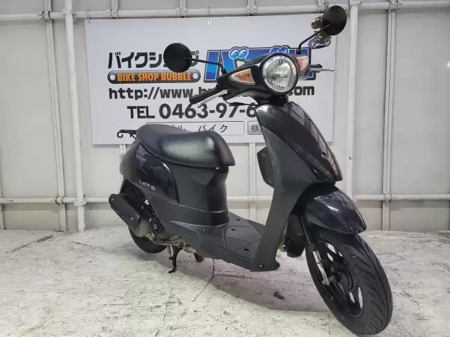 スズキ　レッツ　黒　2015年式　Fi