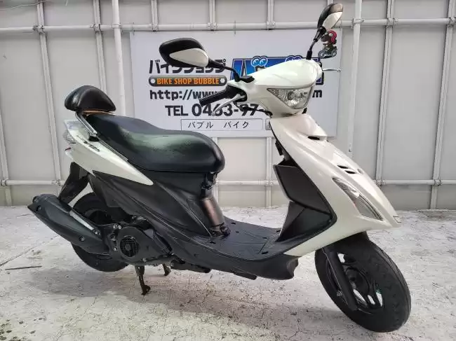 スズキ　アドレスV125S　125㏄　Fi　2010年式　白