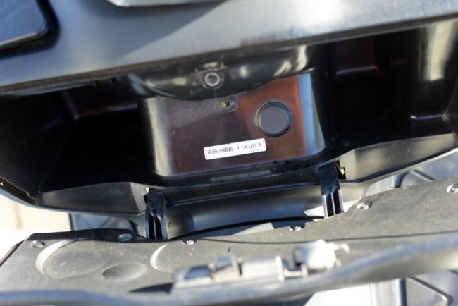 ホンダ　フォルツァ250社外マフラー