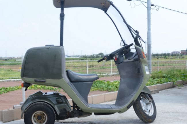 ホンダ	ジャイロキャノピー　前後タイヤ新品