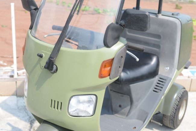 ホンダ	ジャイロキャノピー　前後タイヤ新品