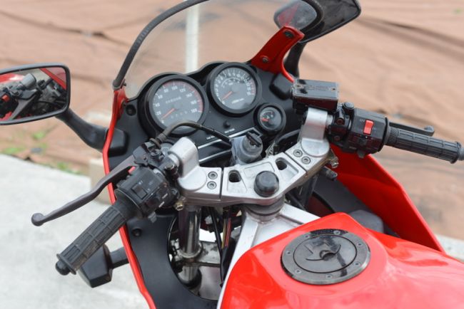 カワサキ　GPZ400R　ニンジャ　レッド　ノーマル　格安！