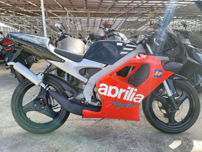 アプリリア　RS50　レッド