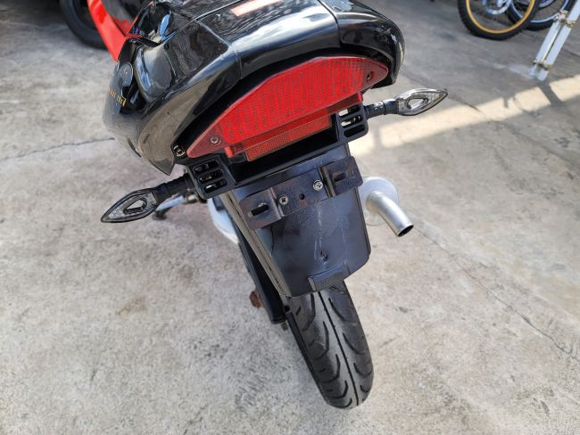 アプリリア　RS50　レッド