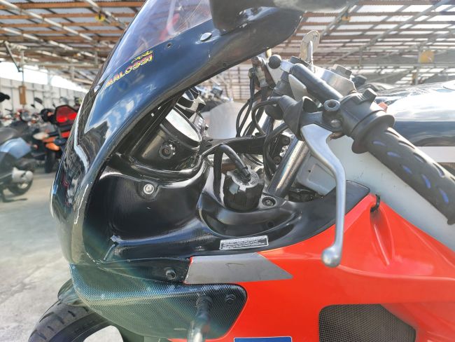 アプリリア　RS50　レッド