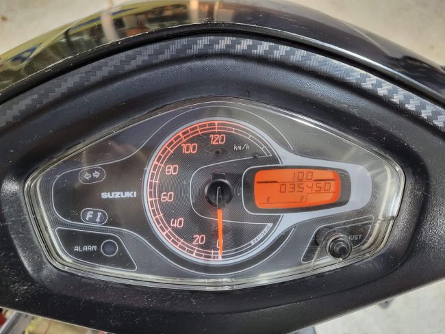 スズキ　アドレスV125SS　CF4MA　ブラック