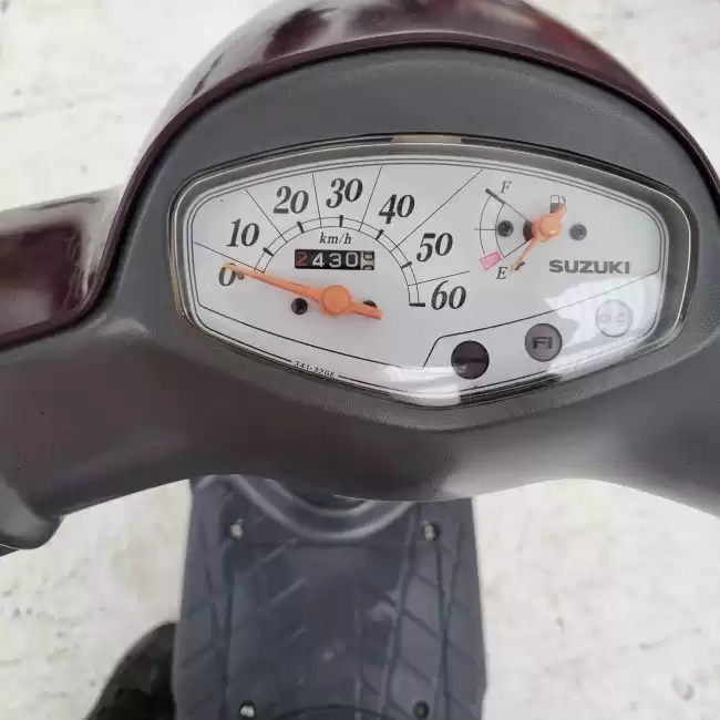 スズキ　レッツ４