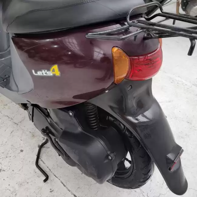 スズキ　レッツ４