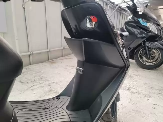 ホンダ　Dio　50㏄　Fi　紫　2011年式