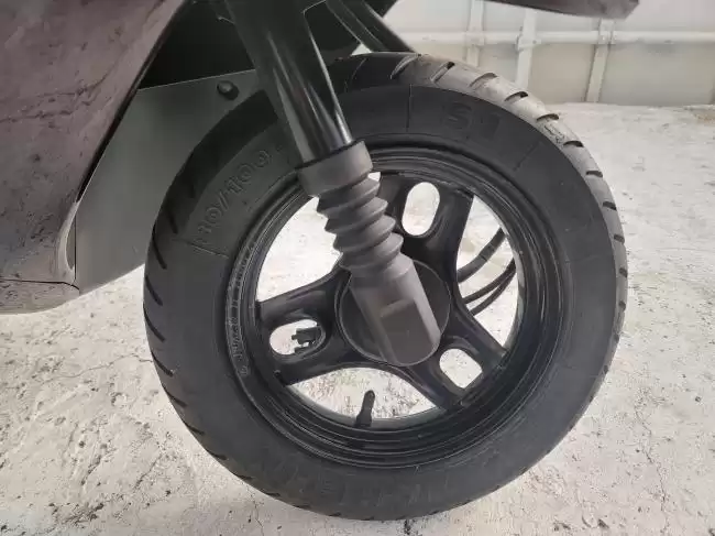 ホンダ　Dio　50㏄　Fi　紫　2011年式