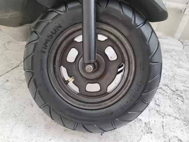 HONDA ズーマー　2001年式　AF58　キャブ式　白