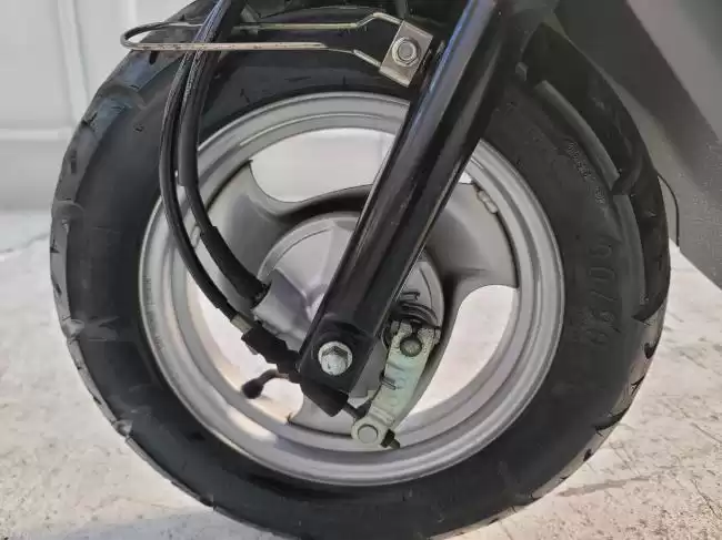 ヤマハ　JOG　シルバー　SA36J　Fi　50㏄　2011年式