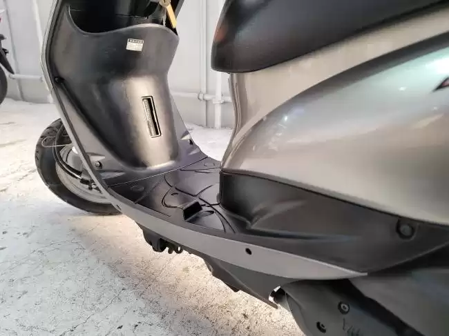 ヤマハ　JOG　シルバー　SA36J　Fi　50㏄　2011年式