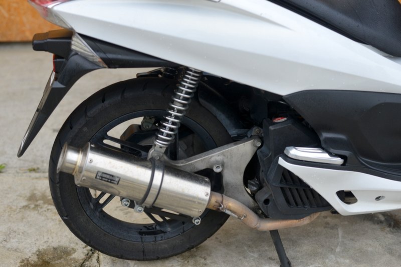 ホンダ	ＰＣＸ	2010年　人気のホワイト	125cc